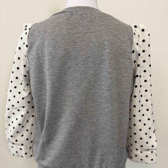 Sweater Top | Fits Size 2–4 | Chic & Unique | Bought in Japan - Picture 3 of 5